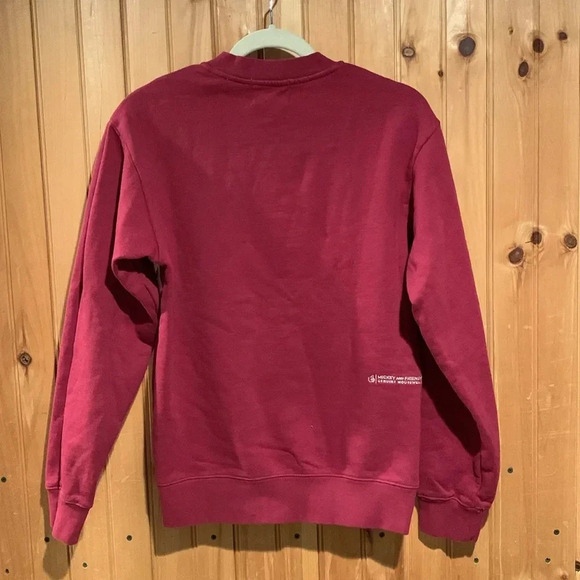‼️DISNEY sweatershirt‼️ - Picture 9 of 9